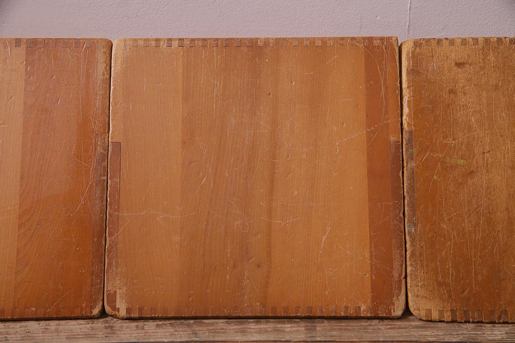 レトロ雑貨　昭和レトロ　大きな積み木セット【三角形・大/3ヶ組】(飾り台、ディスプレイ雑貨)(R-038076)