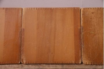 レトロ雑貨　昭和レトロ　大きな積み木セット【三角形・大/3ヶ組】(飾り台、ディスプレイ雑貨)(R-038076)