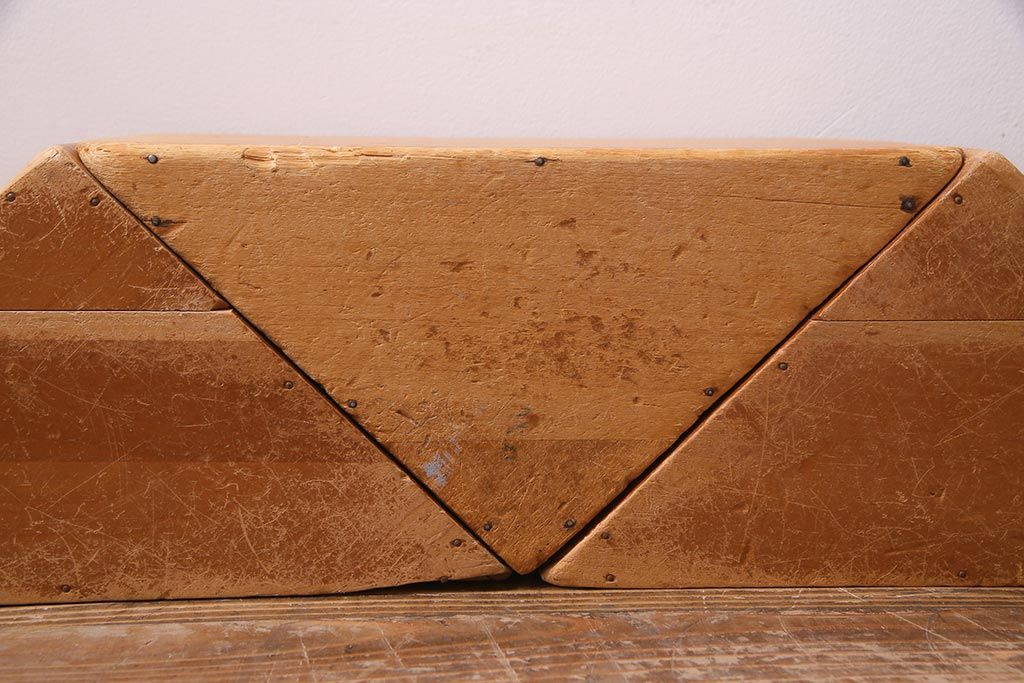 レトロ雑貨　昭和レトロ　大きな積み木セット【三角形・大/3ヶ組】(飾り台、ディスプレイ雑貨)(R-038076)