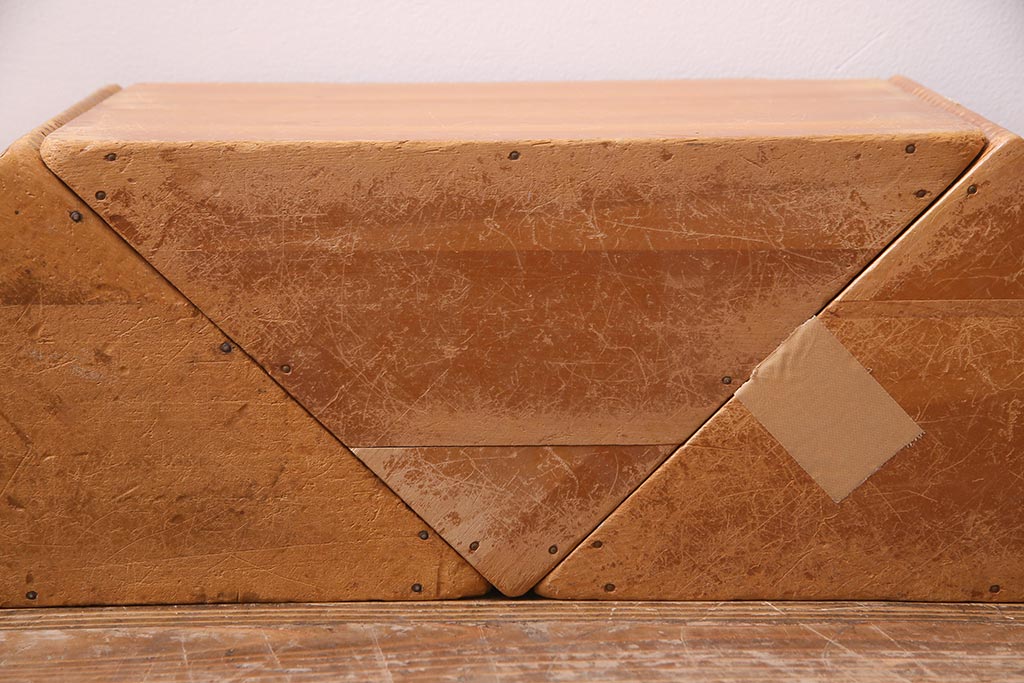 レトロ雑貨　昭和レトロ　大きな積み木セット【三角形・大/3ヶ組】(飾り台、ディスプレイ雑貨)(R-038077)