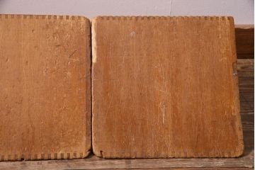 レトロ雑貨　昭和レトロ　大きな積み木セット【三角形・大/2ヶ組】(飾り台、ディスプレイ雑貨)(R-038078)