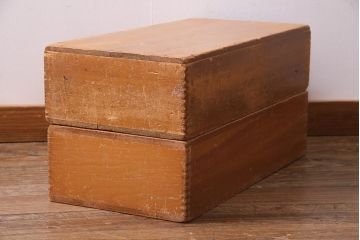 レトロ雑貨　昭和レトロ　大きな積み木セット【直方体・大/2ヶ組】(飾り台、ディスプレイ雑貨)(R-038079)