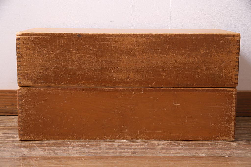 レトロ雑貨　昭和レトロ　大きな積み木セット【直方体・大/2ヶ組】(飾り台、ディスプレイ雑貨)(R-038079)