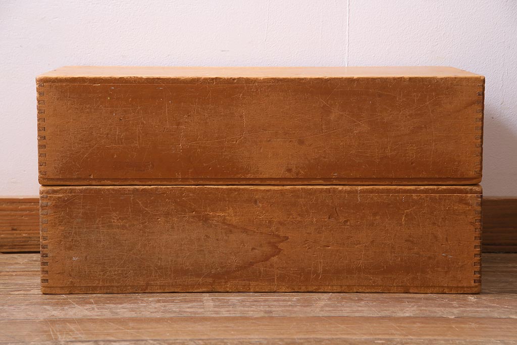 レトロ雑貨　昭和レトロ　大きな積み木セット【直方体・大/2ヶ組】(飾り台、ディスプレイ雑貨)(R-038080)