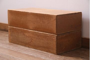 レトロ雑貨　昭和レトロ　大きな積み木セット【直方体・大/2ヶ組】(飾り台、ディスプレイ雑貨)(R-038080)