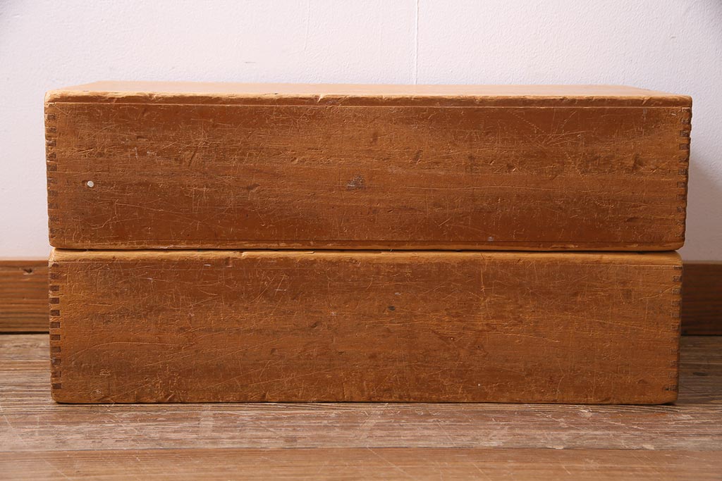 レトロ雑貨　昭和レトロ　大きな積み木セット【直方体・大/2ヶ組】(飾り台、ディスプレイ雑貨)(R-038080)