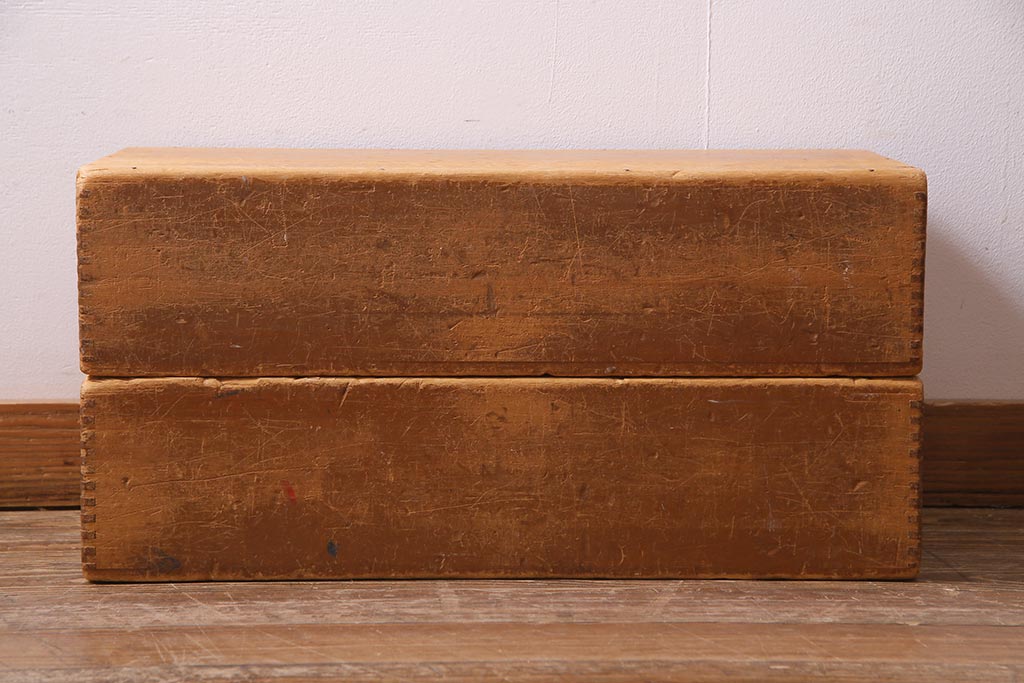 レトロ雑貨　昭和レトロ　大きな積み木セット【直方体・大/2ヶ組】(飾り台、ディスプレイ雑貨)(R-038081)