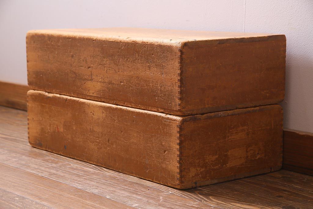 レトロ雑貨　昭和レトロ　大きな積み木セット【直方体・大/2ヶ組】(飾り台、ディスプレイ雑貨)(R-038081)