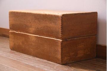 レトロ雑貨　昭和レトロ　大きな積み木セット【直方体・大/2ヶ組】(飾り台、ディスプレイ雑貨)(R-038081)