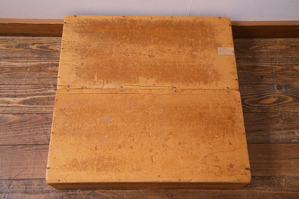 レトロ雑貨　昭和レトロ　大きな積み木セット【直方体・大/2ヶ組】(飾り台、ディスプレイ雑貨)(R-038081)