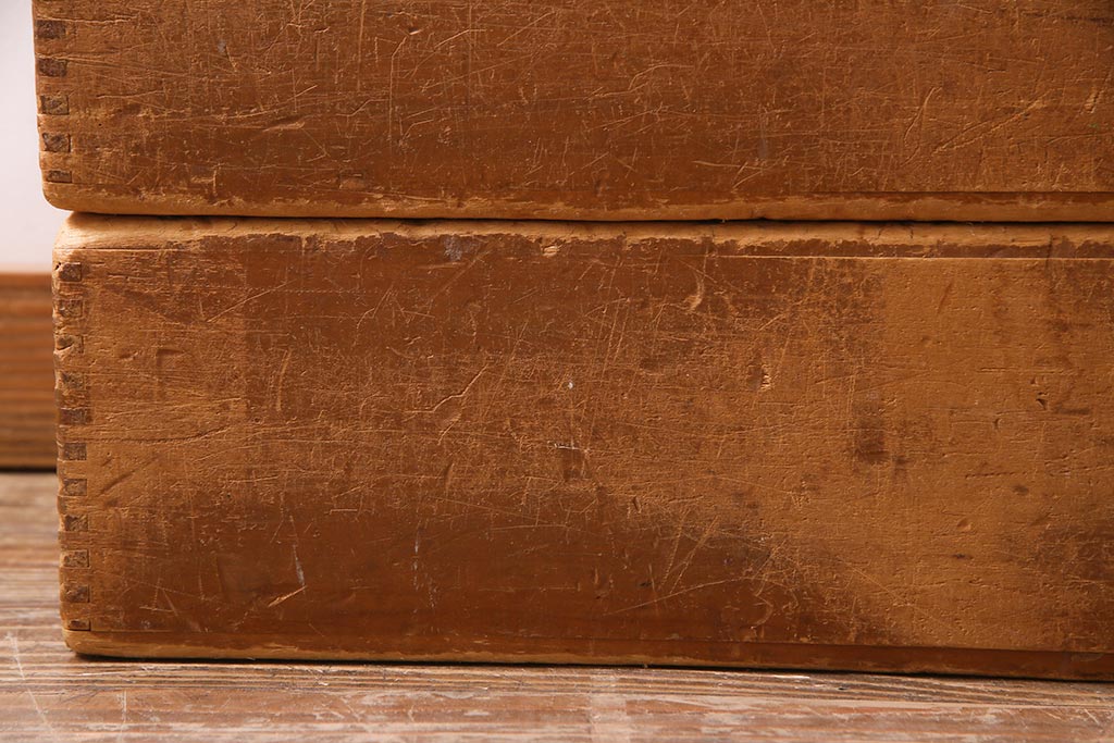 レトロ雑貨　昭和レトロ　大きな積み木セット【直方体・大/2ヶ組】(飾り台、ディスプレイ雑貨)(R-038081)