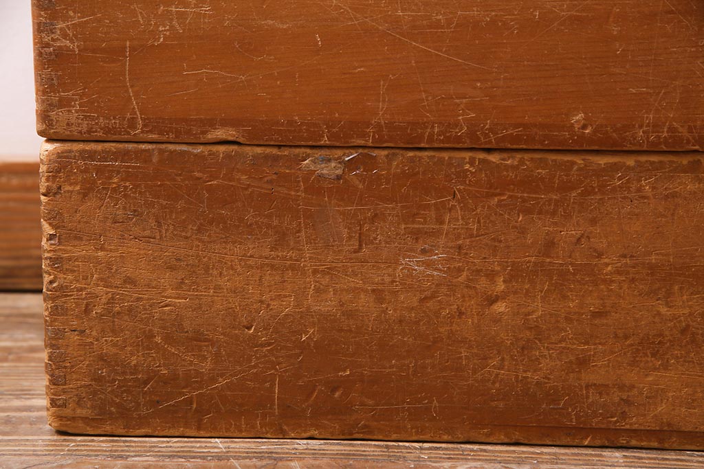 レトロ雑貨　昭和レトロ　大きな積み木セット【直方体・大/2ヶ組】(飾り台、ディスプレイ雑貨)(R-038087)