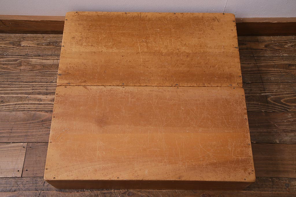 レトロ雑貨　昭和レトロ　大きな積み木セット【直方体・大/2ヶ組】(飾り台、ディスプレイ雑貨)(R-038087)