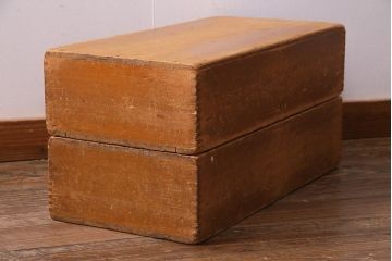 レトロ雑貨　昭和レトロ　大きな積み木セット【直方体・大/2ヶ組】(飾り台、ディスプレイ雑貨)(R-038090)