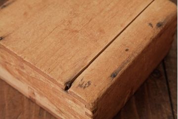 アンティーク雑貨　昭和レトロ　懐かしさ溢れる積み木セット【マルチ/7ヶ組】(飾り台、花台、ディスプ
レイ雑貨)(R-038091)