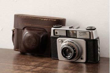 ヴィンテージ雑貨　ILFORD(イルフォード)　Sportsman(スポーツマン)　ケース・説明書付き　ドイツ製　35mmフィルム　ビンテージカメラ(R-038096)