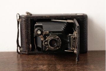 アンティーク雑貨　Kodak(コダック)NO1　JUNIOR　アメリカアンティーク　クラシックカメラ(蛇腹カメラ)(R-038101)