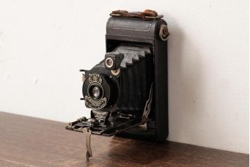 アンティーク雑貨　NO.1 Pocket kodak(ナンバーワン ポケット コダック)　カナダ製　クラシックカメラ(蛇腹カメラ)(R-038104)