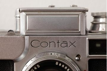 ジャンク品　アンティーク雑貨　希少品　CONTAX(コンタックス)　ZEISS IKON(ツァイスイコン) 　カメラ　ケース付き(R-038107)