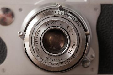 ビンテージ雑貨　KONICA(コニカ)2　B　ビンテージカメラ　ケース付き(クラシックカメラ)(R-038110)