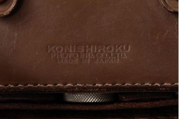 ビンテージ雑貨　KONICA(コニカ)2　B　ビンテージカメラ　ケース付き(クラシックカメラ)(R-038110)