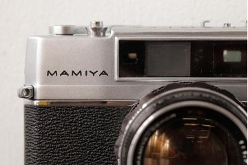 ビンテージ雑貨　MAMIYA(マミヤ)　オートデラックス　セコールFC　48mm　ヴィンテージカメラ　F1.7　ケース付き(R-038111)