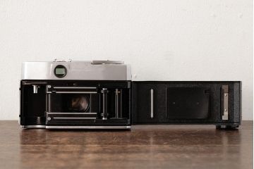 ビンテージ雑貨　MAMIYA(マミヤ)　オートデラックス　セコールFC　48mm　ヴィンテージカメラ　F1.7　ケース付き(R-038111)