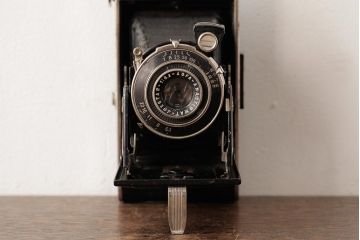 ヴィンテージ雑貨　Agfa(アグファ)　蛇腹カメラ　ケース付き　ドイツ製　ビンテージクラシックカメラ(R-038112)