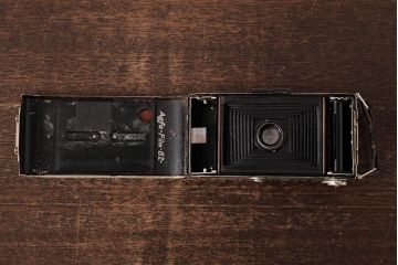 ヴィンテージ雑貨　Agfa(アグファ)　蛇腹カメラ　ケース付き　ドイツ製　ビンテージクラシックカメラ(R-038112)