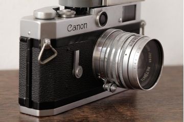 アンティーク雑貨　CANON(キャノン)　P(ポピュレール)　ケース付き　コレクションにもおすすめなヴィンテージカメラ(ビンテージ)(R-038117)