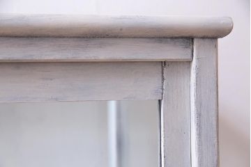 アンティーク家具　和製アンティーク　シャビーな風合いのペイントがおしゃれなガラスケース(ショーケース、陳列棚、飾り棚)(R-038123)