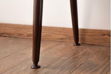 ビンテージ家具　和製　ボタン付きのレザーが格好いいアームチェア(チェア、椅子)(R-038125)