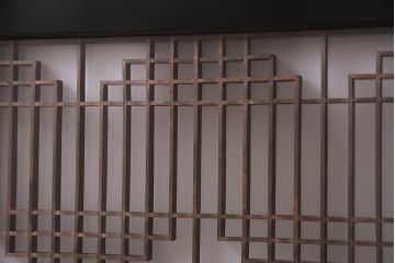 ラフジュ工房オリジナル　アンティーク古建具リメイク　すりガラス入り　組子模様が美しい重ね戸棚(書院戸、収納棚、キャビネット)(R-038131)