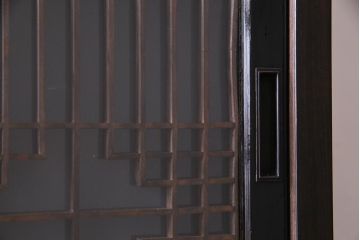 ラフジュ工房オリジナル　アンティーク古建具リメイク　すりガラス入り　組子模様が美しい重ね戸棚(書院戸、収納棚、キャビネット)(R-038131)