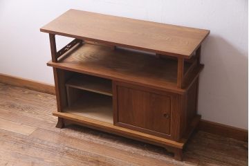 中古　指物工芸家具　桑総無垢材　高級品!和の趣たっぷりの茶箪笥(飾り棚)(R-038133)(定価約80万円)