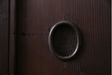 アンティーク建具　明治大正期　渋い色味が魅力のシンプルな板戸2枚セット(建具、帯戸、引き戸)(R-038135)