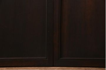 アンティーク建具　明治大正期　渋い色味が魅力のシンプルな板戸2枚セット(建具、帯戸、引き戸)(R-038135)