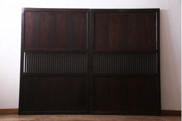 アンティーク建具　幅広サイズで存在感抜群の格子帯戸2枚セット(建具、引き戸)(R-038136)