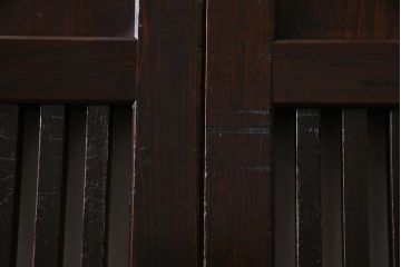 アンティーク建具　幅広サイズで存在感抜群の格子帯戸2枚セット(建具、引き戸)(R-038137)