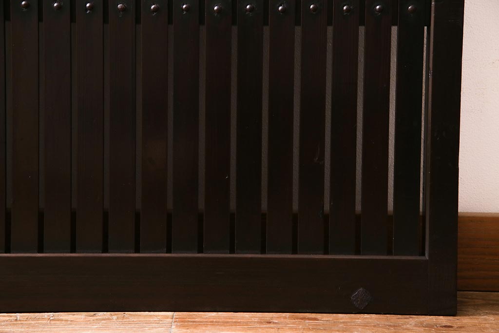 アンティーク建具　和製アンティーク　和の風情あふれる平格子戸2枚セット　(R-038139)