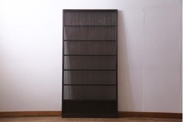 アンティーク建具　和製アンティーク　昭和初期　味わい深い色味が魅力のシンプルな格子戸1枚(建具、引き戸)(R-038140)