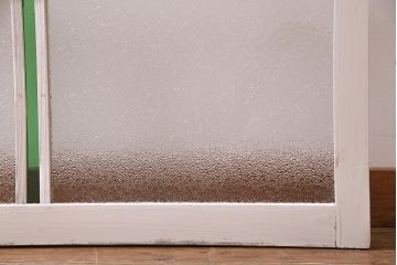 アンティーク建具　フレンチスタイルにもぴったり　色ガラスがポイントのペイントガラス戸3枚セット　(R-038143)