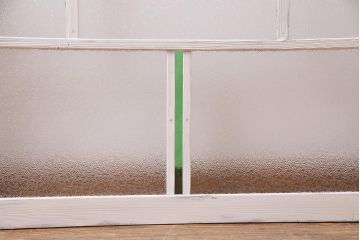 アンティーク建具　フレンチスタイルにもぴったり　色ガラスがポイントのペイントガラス戸3枚セット(窓、引き戸)(R-038143)
