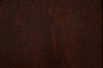 アンティーク建具　明治大正期　総ケヤキ材一枚板・漆塗り　赤みを帯びた木肌が魅力の蔵戸(建具、引き戸、玄関戸)(R-038144)