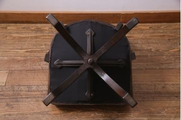 アンティーク家具　大正昭和初期　ノスタルジーな雰囲気漂うドクターチェア(回転チェア)(R-038145)