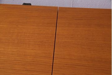 ヴィンテージ家具　北欧ビンテージ　Parker Knoll(パーカー・ノール)　レア!北欧スタイルのレコードプレーヤーキャビネット(オーディオキャビネット)(R-038147)