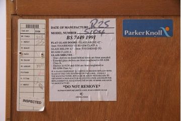 ヴィンテージ家具　北欧ビンテージ　Parker Knoll(パーカー・ノール)　レア!北欧スタイルのレコードプレーヤーキャビネット(オーディオキャビネット)(R-038147)