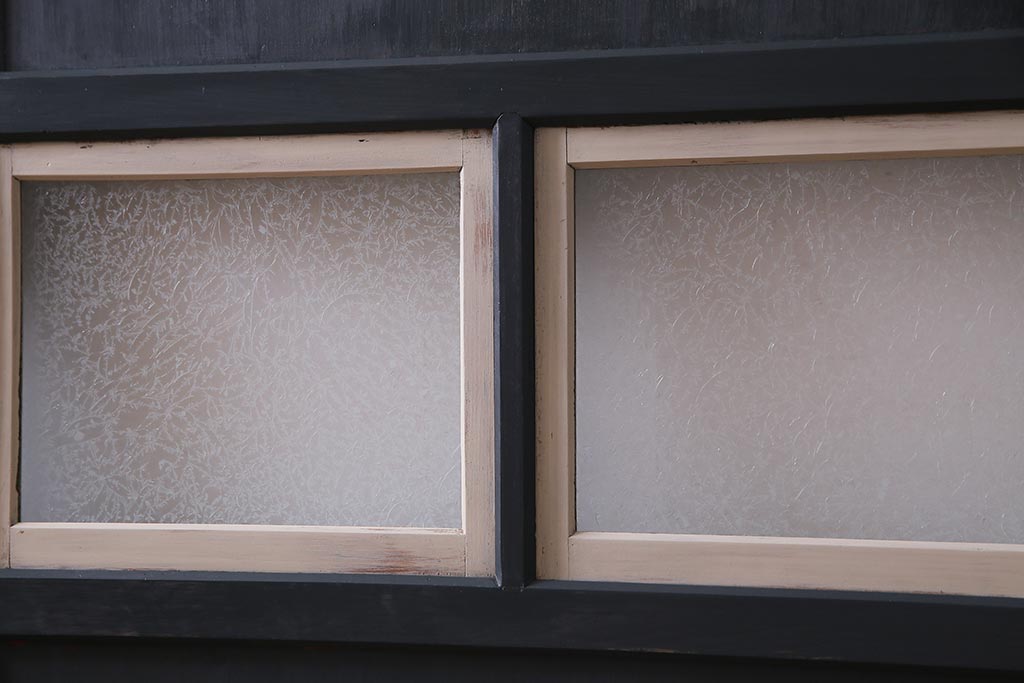 アンティーク建具　ペイント建具　ツートーンカラーのペイントがお洒落なガラス帯戸4枚セット(引き戸、建具)(R-038150)