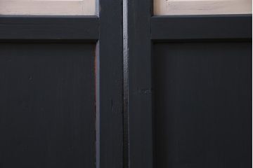 アンティーク建具　ペイント建具　ツートーンカラーのペイントがお洒落なガラス帯戸4枚セット(引き戸、建具)(R-038150)