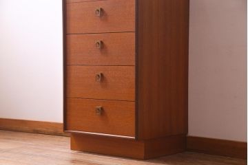 ヴィンテージ家具　北欧ビンテージ　G-PLAN(ジープラン)　チーク材　ゴールドカラーの取っ手がお洒落なサイドチェスト(チェスト、引き出し)(R-038152)